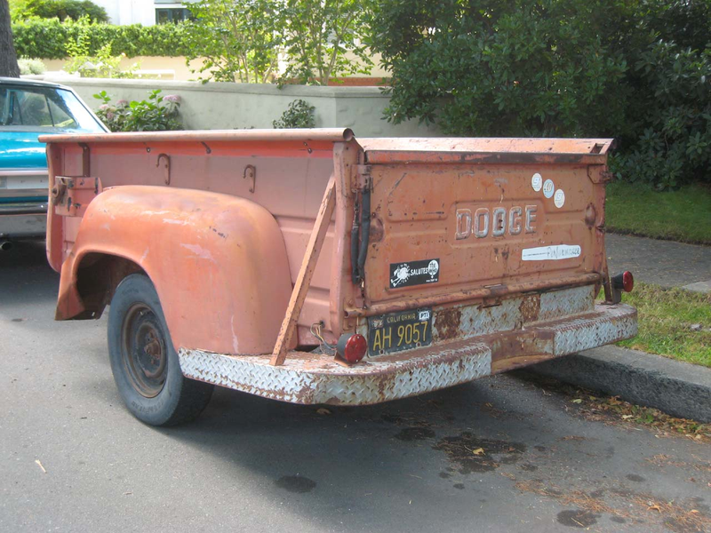 Illustration for article titled 1967 Plymouth Belvedere II, with Bonus 1958 Dodge Pickup Bed Trailer